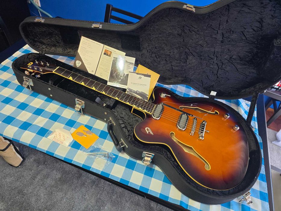 Duesenberg Gran Majesto Double Cut Semi-Hollow Vintage Burst 2018