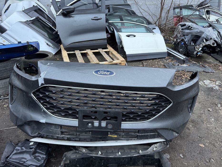 Передній бампер Ford Kuga Escape mk4 usa