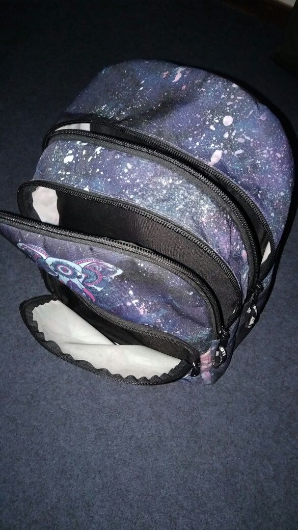 Mochila Escolar GHUTS