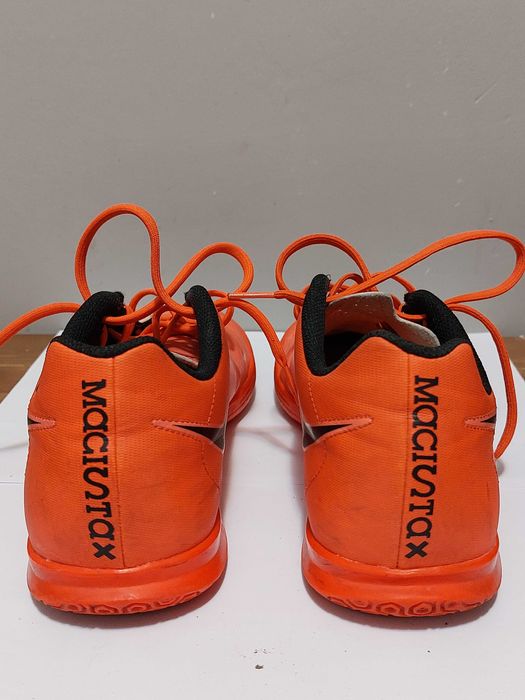 Nike MagistaX rozm 40 halówki piłka nożna