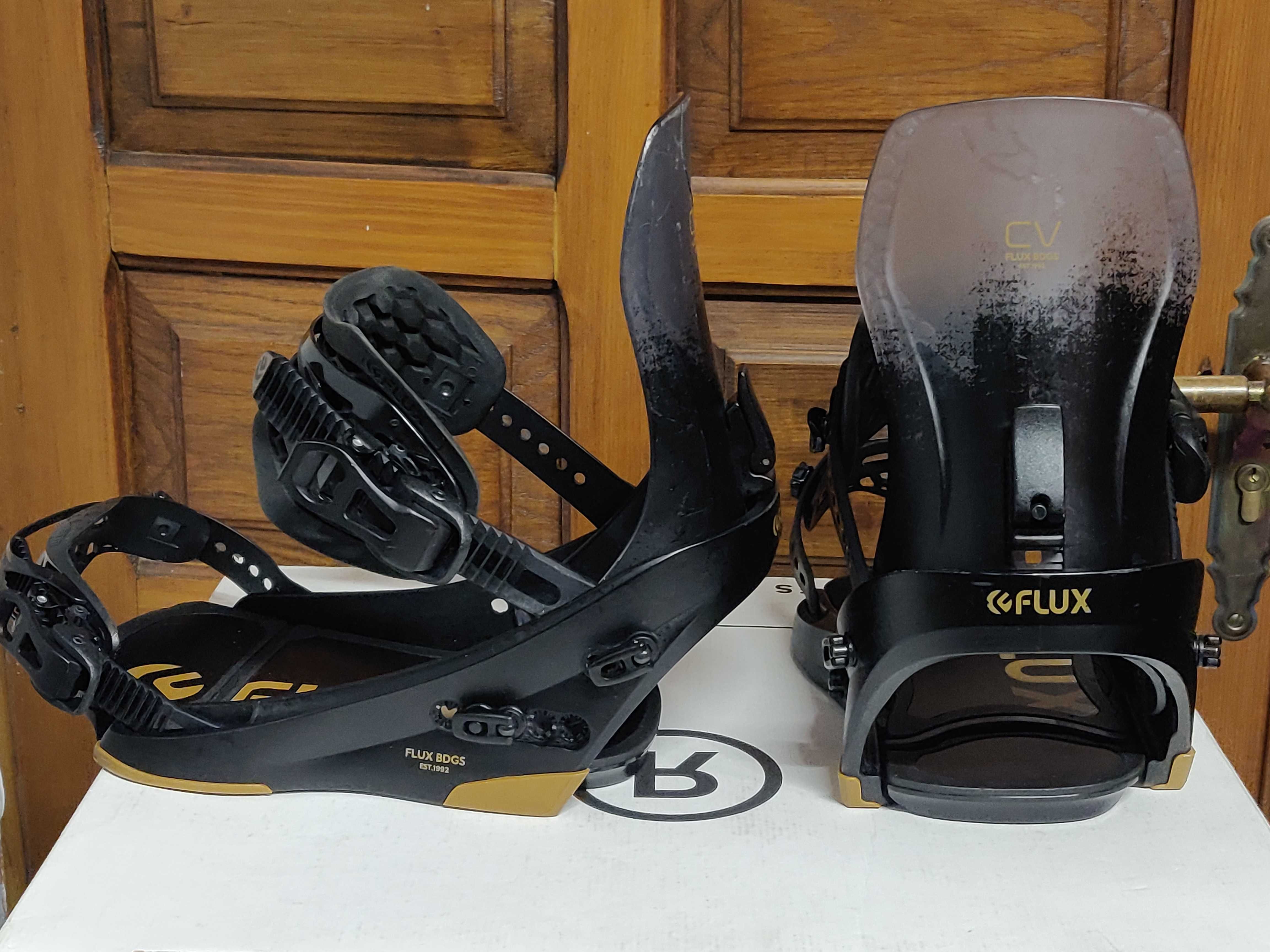 Flux CV Black M - wiązania snowboardowe