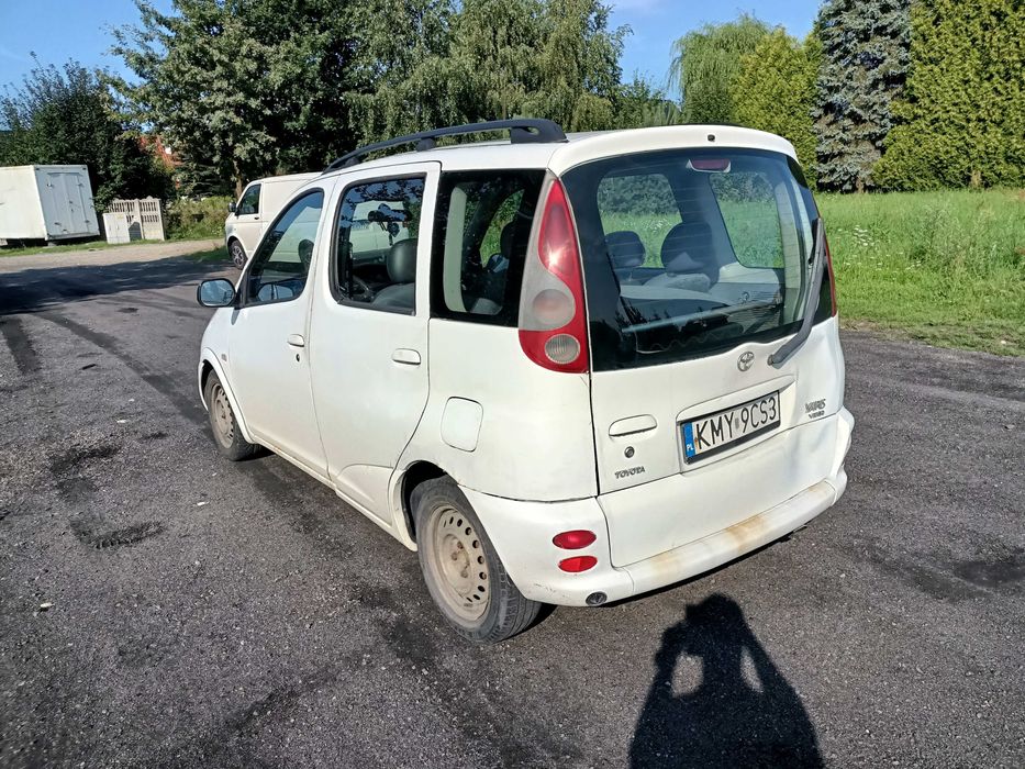 Toyota Yaris Verso 1.3 b+g 02r