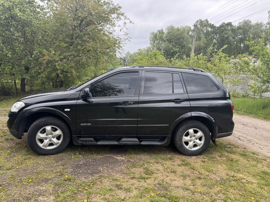 Продам Сангйонг Кайрон 2,0 дизель 10 рік