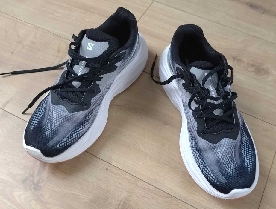 оригінал кросівки Salomon Aero Glide, р.42, гарн.стан