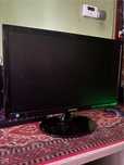 2 monitory samsnung