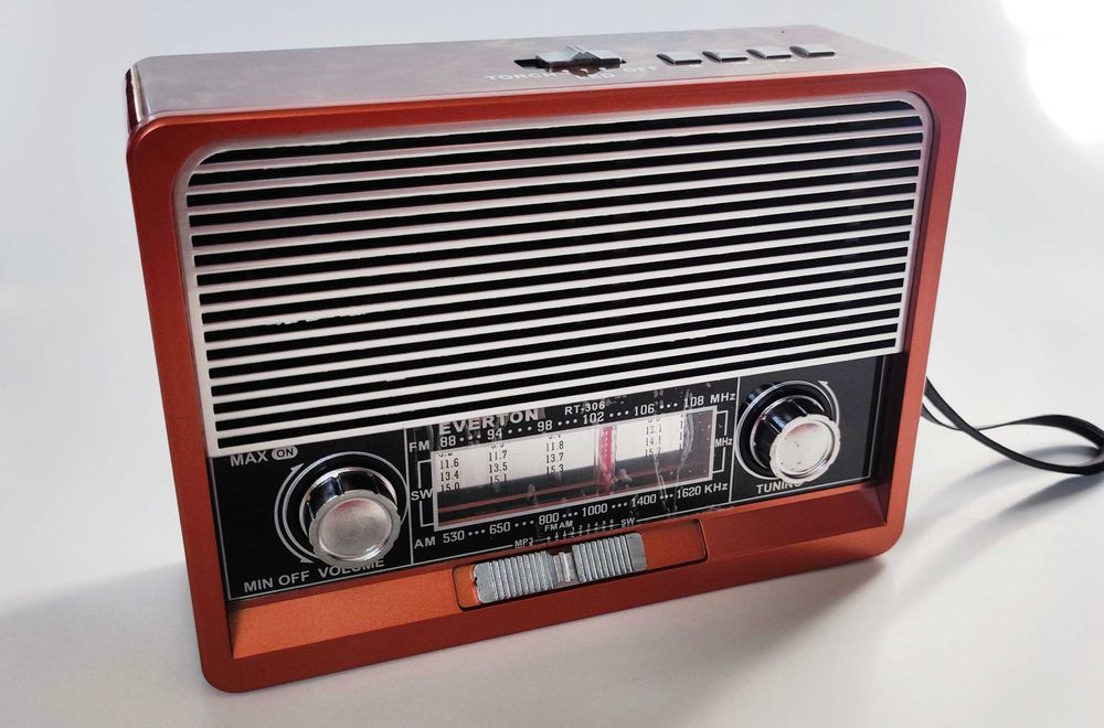 Приемник MP3 Bluetooth плеер лампа Everton RT-306 Турция