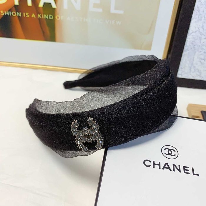 Opaska na głowę Chanel, spinaczka do włosów