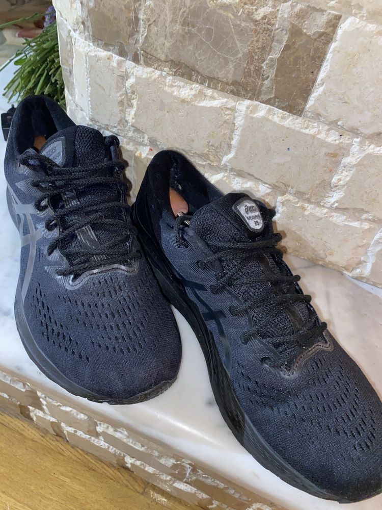 Asics gel kayano 28 44 28cm размер