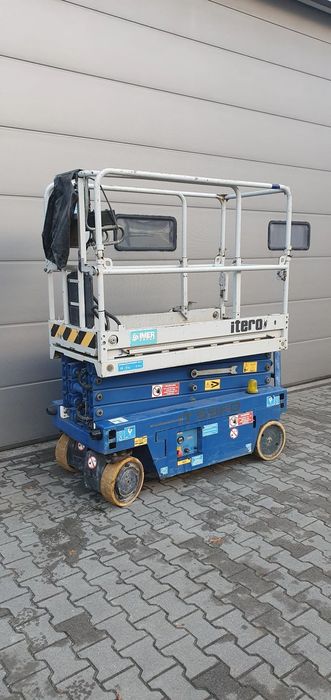 JLG IMER ITECO IT 5980 7,80m Podnośnik nożycowy zwyżka nożycówka elektryczny podest ruchomy zwyżka podnośnik koszowy samojezdny IMER ITECO IT 5980 zwyżka na białych niebrudzących kołach jak GENIE 1932 JLG 1930 SKYJACK HAULOTTE Terex TKD MEC Sinoboom Zooml