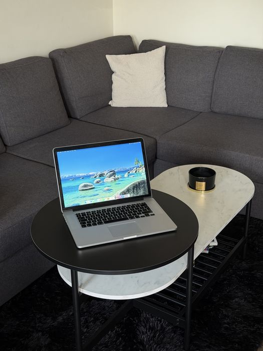 MacBook Pro 15 16/512GB Silver, procesor i7, bateria 87%, wysyłka!