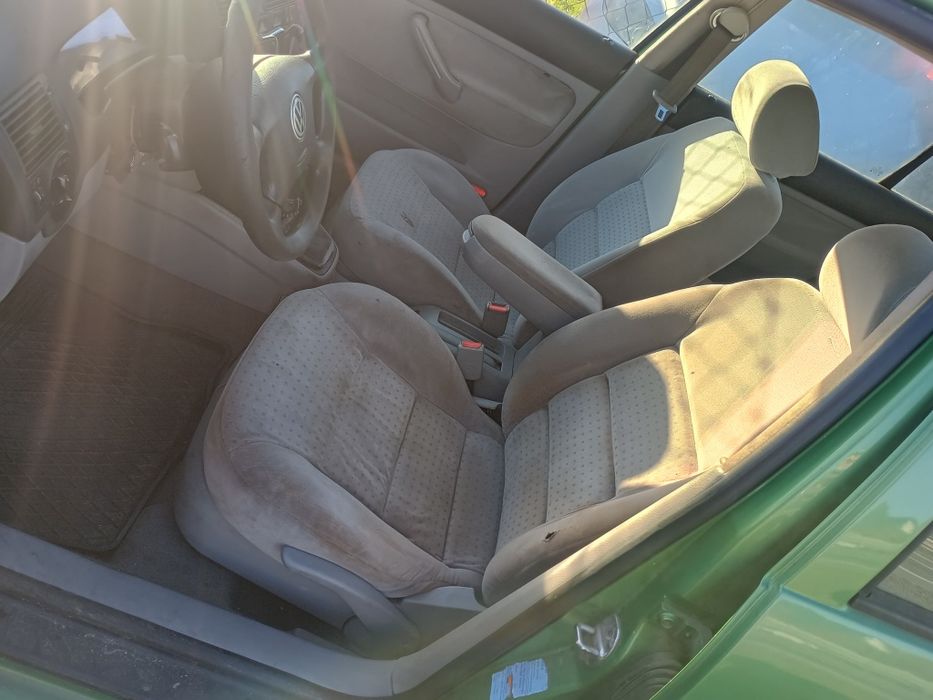 OC na rok VW Golf 4 1.6benz/Gaz 364t.km. Hak Klima