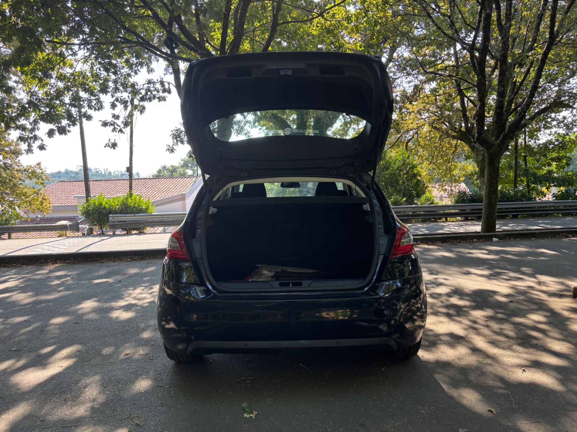 Peugeot 308 II 1.6 HDi / BlueHDi Diesel 115 cv / 85 kW - 2014