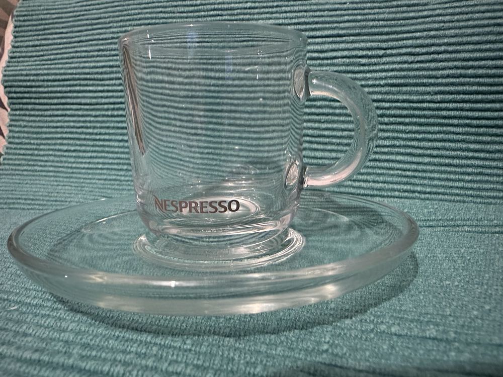 Nespresso szklana filiżanka ze spodkiem