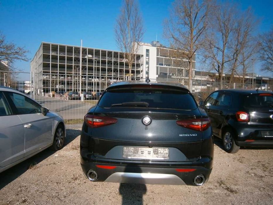 Бампер Alfa Romeo Stelvio запчастини Альфа Ромео Стельвіо разборка