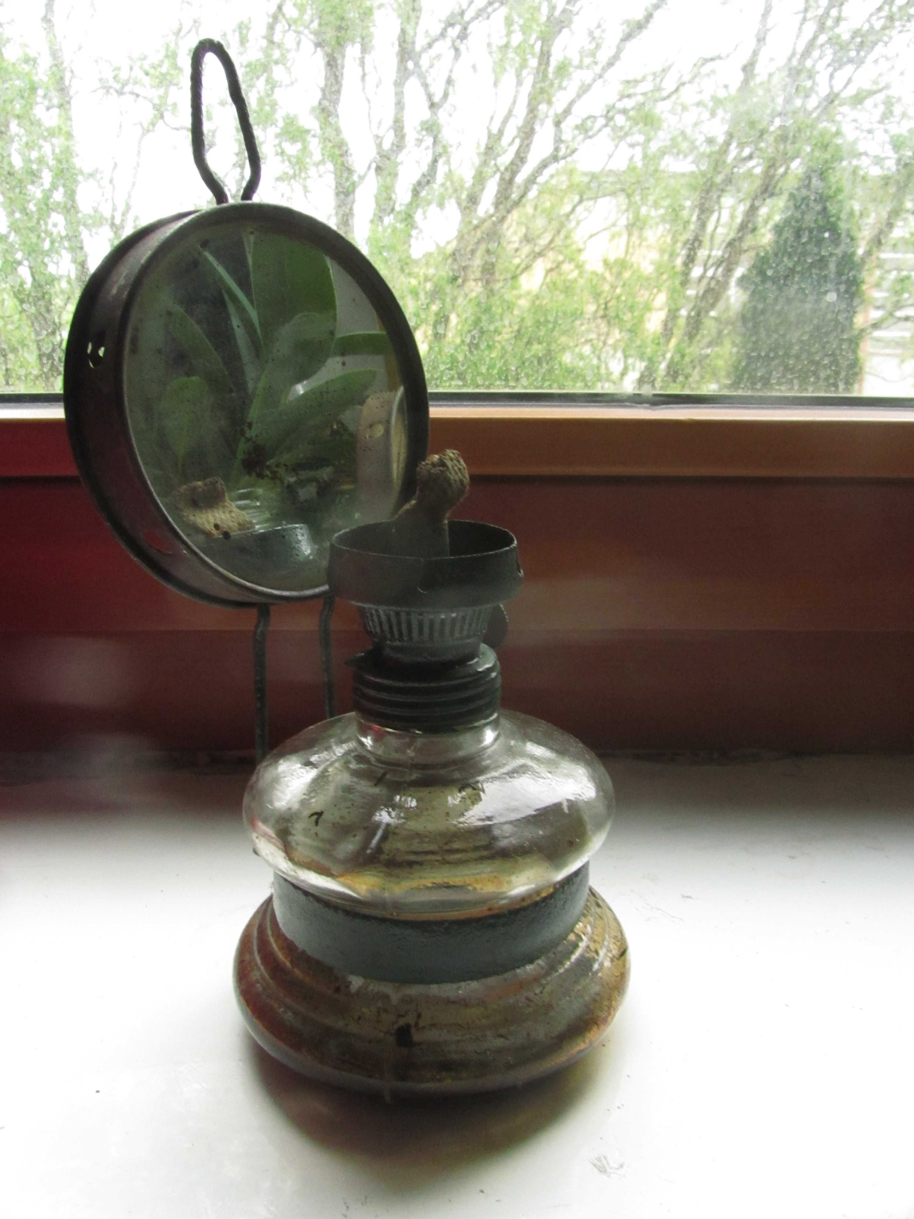 lampa naftowa z lustrem stara PRL bez banera