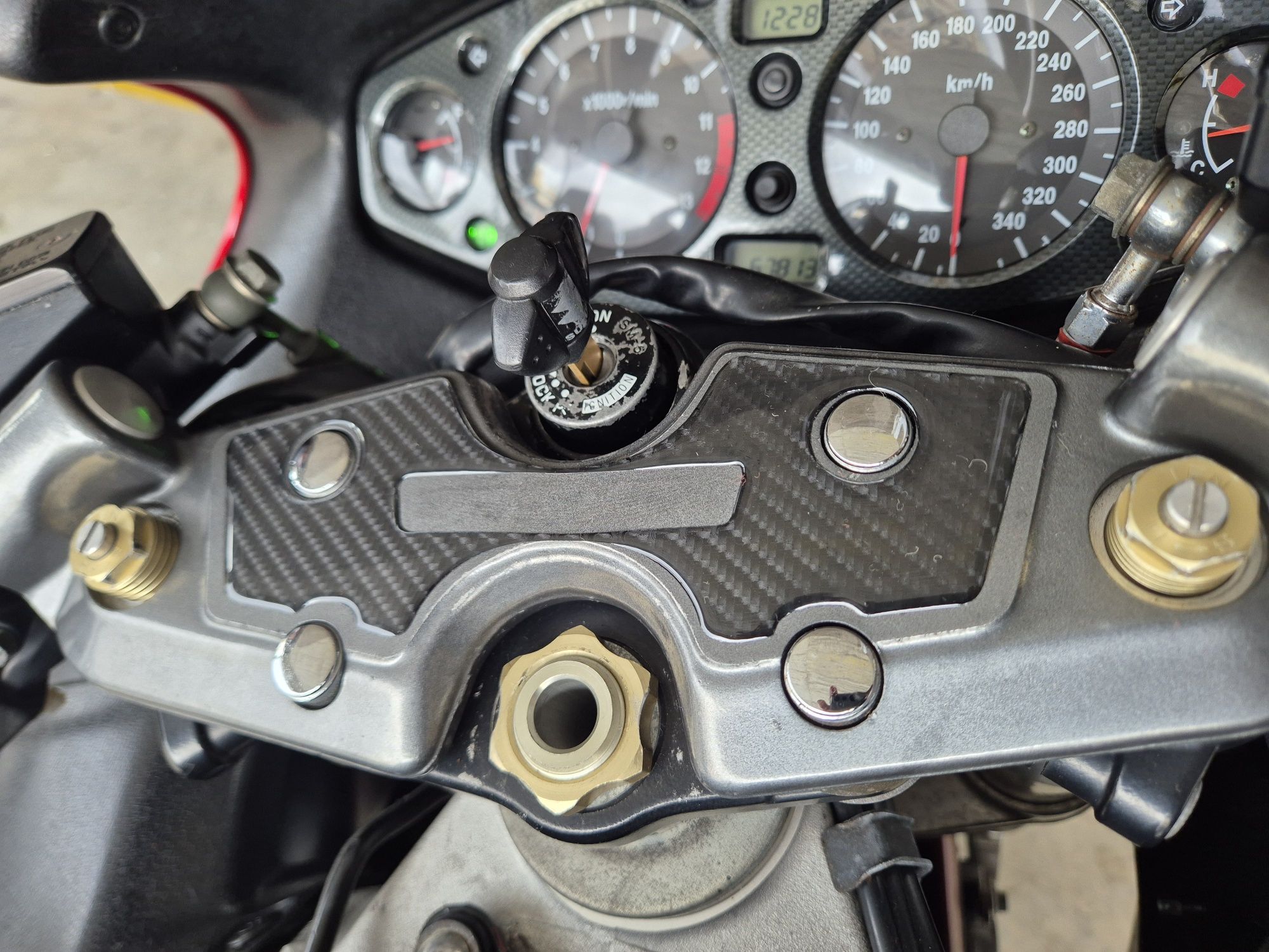 Suzuki gsxr 1300 hayabusa 99