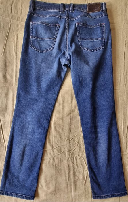 Spodnie Jeansowe firmy Bugatti rozm. L