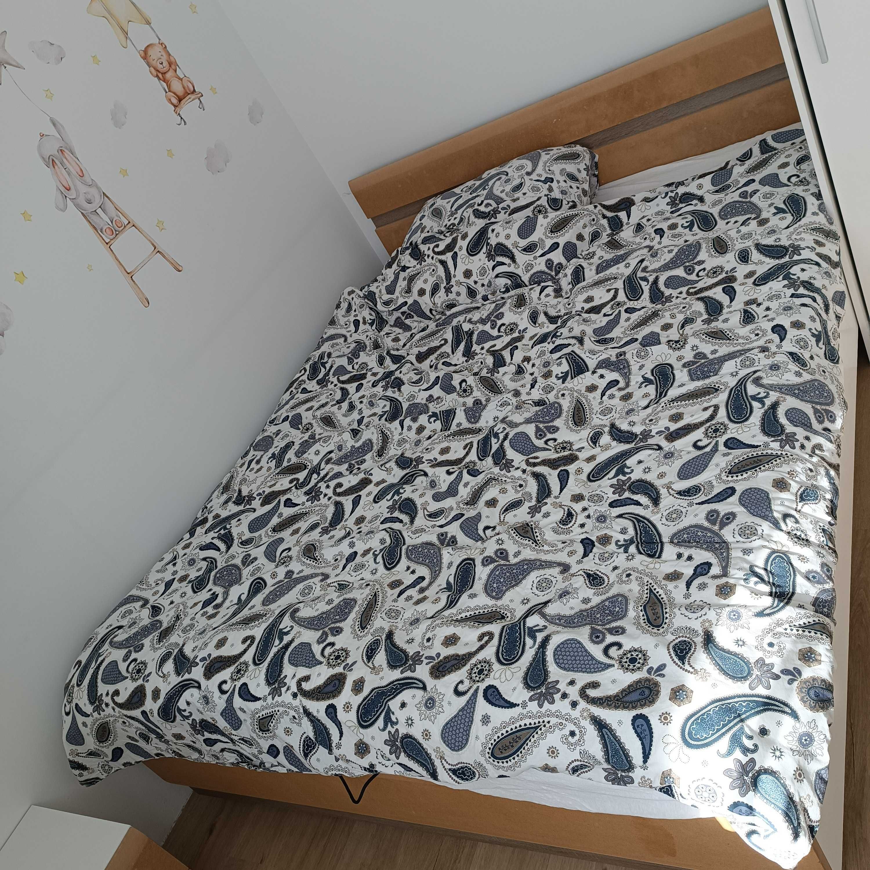 Łóżko 160x200 z pojemnikiem  + materac Janpol + szafka nocna
