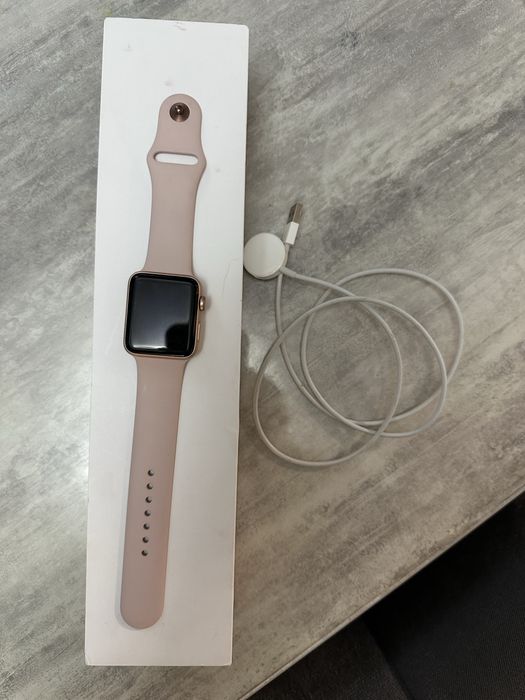Apple watch series 3 42 mm. Батарея 99%. Стан ідеальний