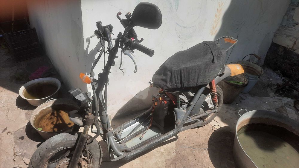 ЕлектроСКУТЕР 1200Вт 55 км/год,