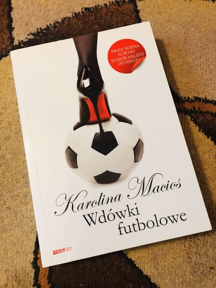 Książka z humorem Wdówki Futbolowe Karolina Macios
