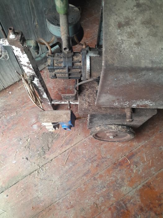 Мотори на доїльний апарат