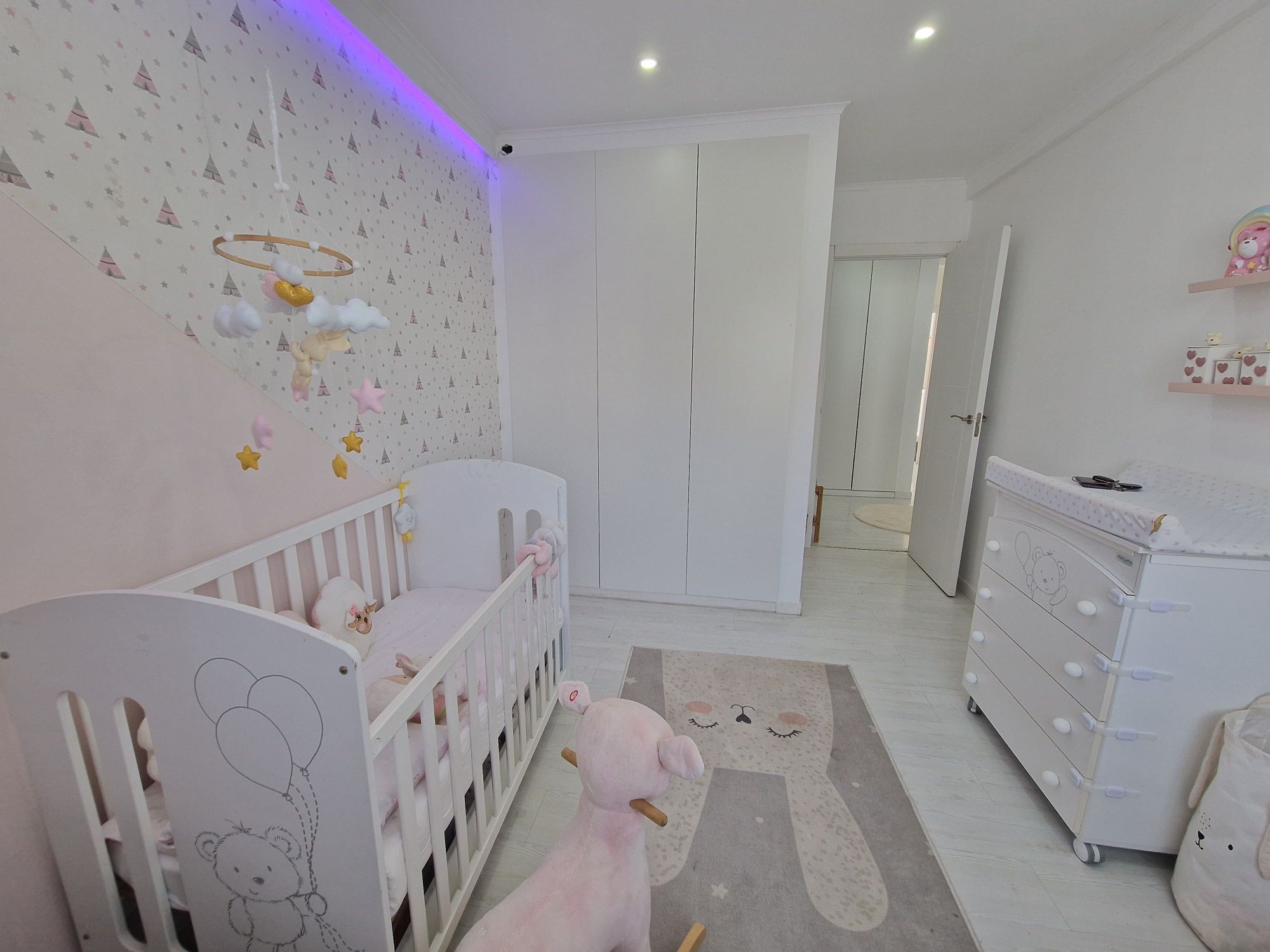 Apartamento T2 - Totalmente remodelado