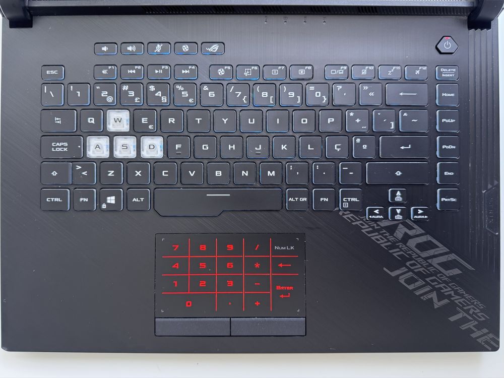 Portátil Gaming ASUS ROG Strix G15 G512LI