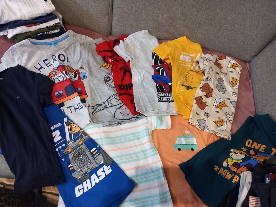 27 sztuk +9 po domu paka ubrań r. 98 Stan bardzo dobry