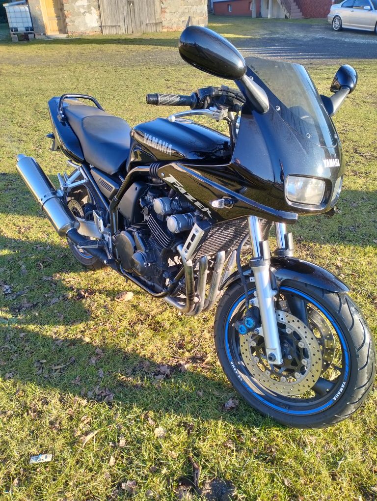 Yamaha Fazer 600