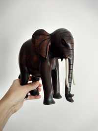 Elefante de madeira africano