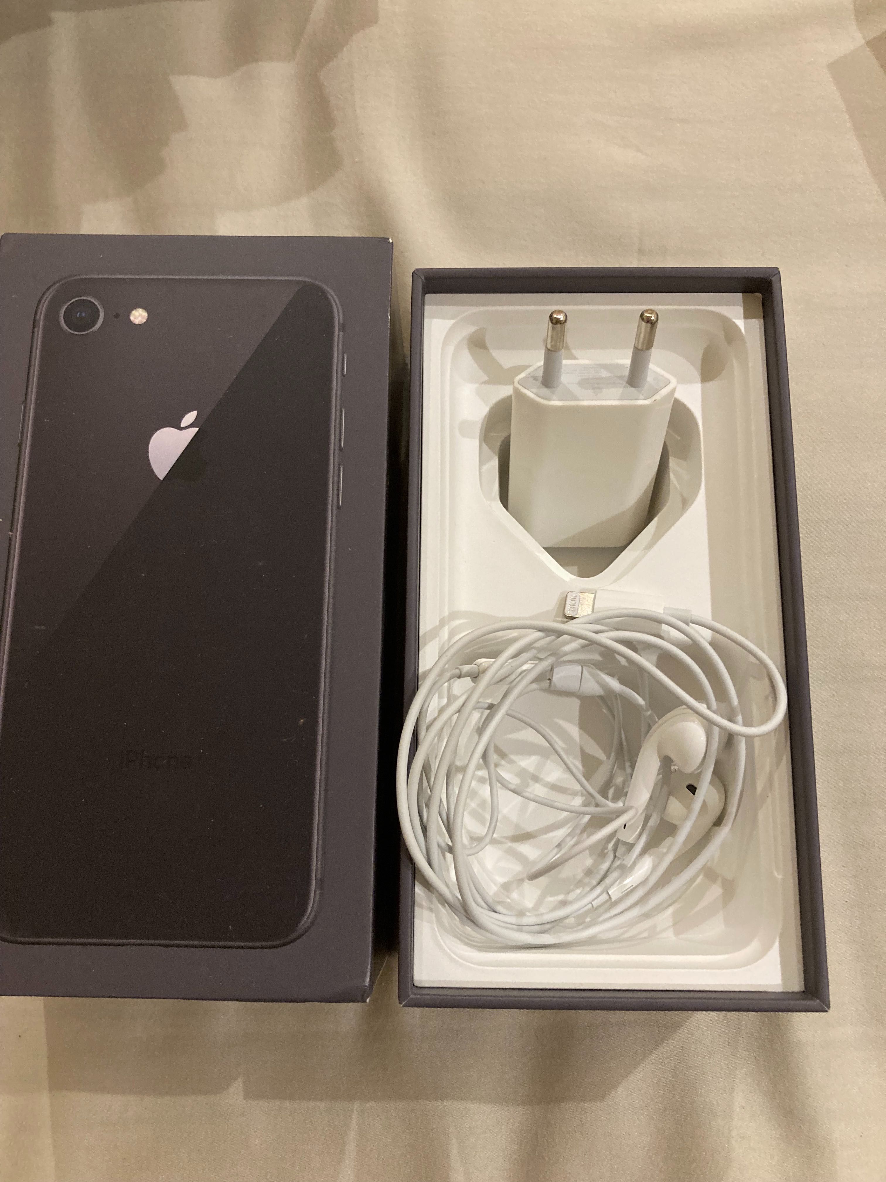 IPhone 8 64GB Space Grey - Desbloqueado