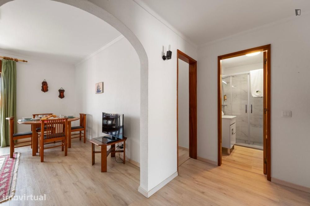 Apartamento com 2 quartos - localizado em Setubal
