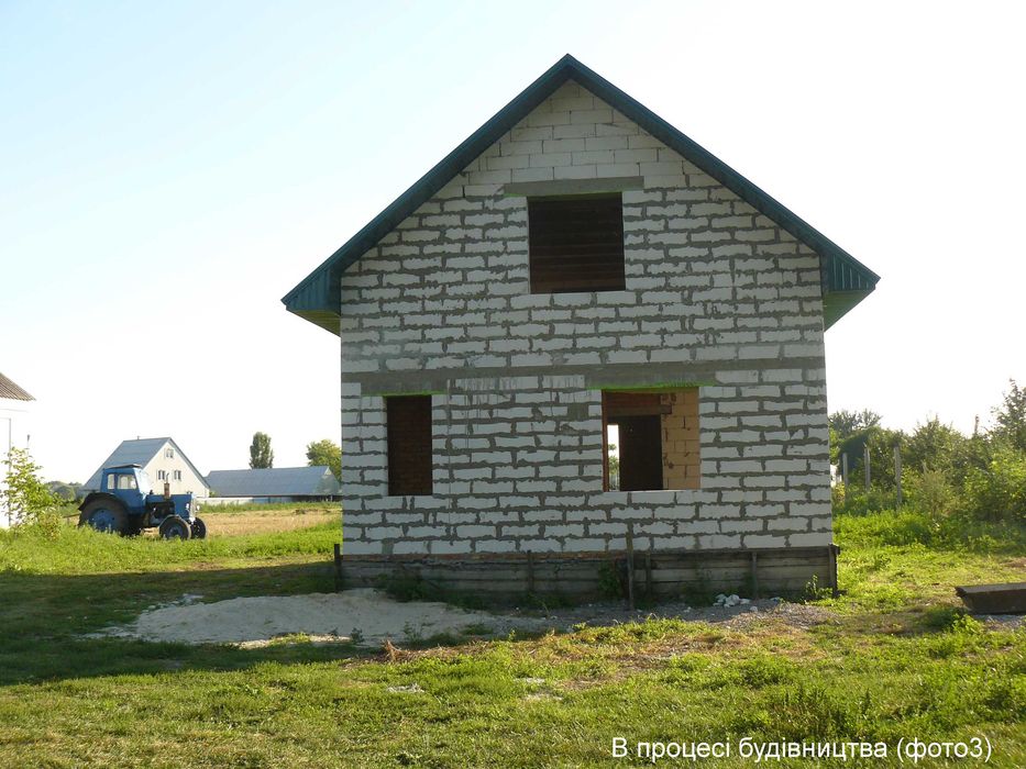 Продам новий будинок 90 кв. м і ділянкою на 15 соток. Велика Каратуль.