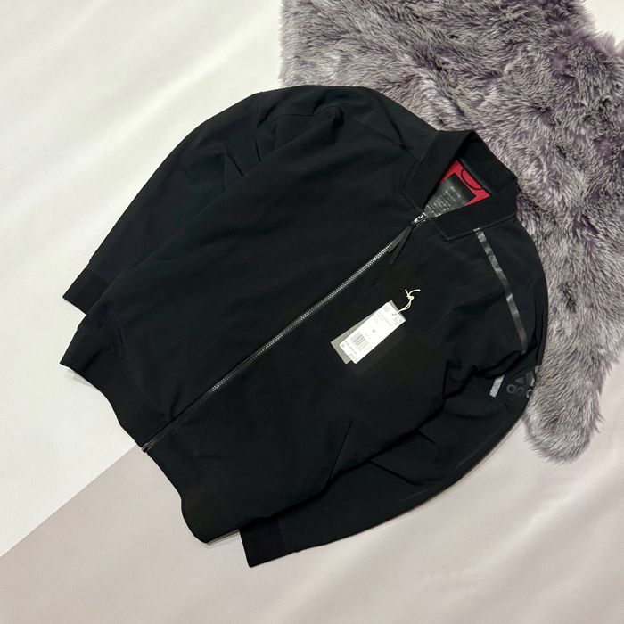 Куртка бомбер Adidas М розмір 00200