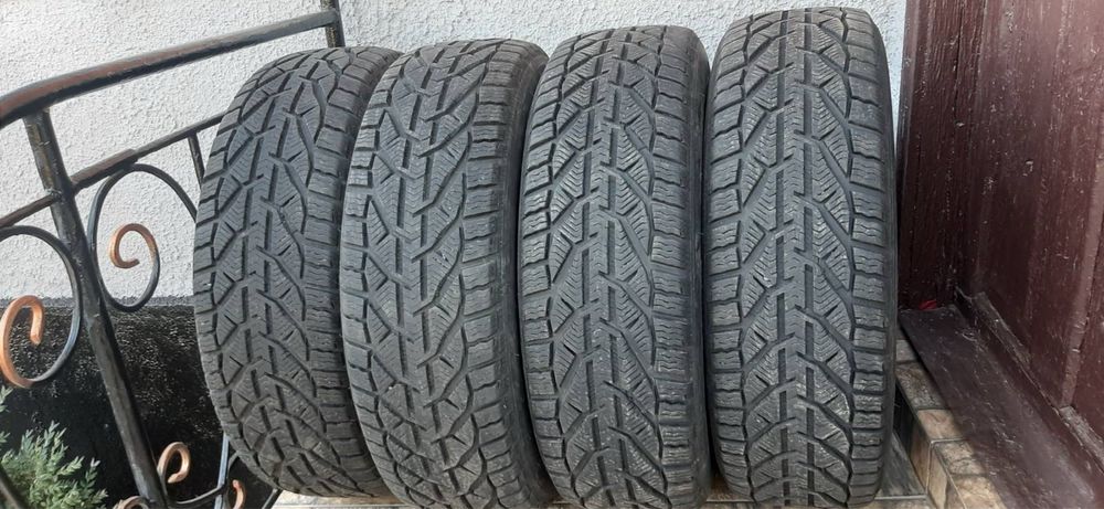 Продам зимові шини TIGAR WINTER 225/65 R17 102H Стан ідеальний
