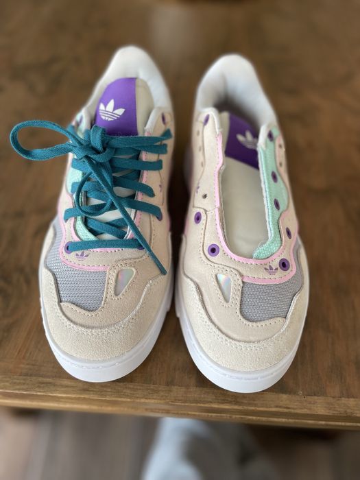 Tennis Adidas SUPERCOURT 36