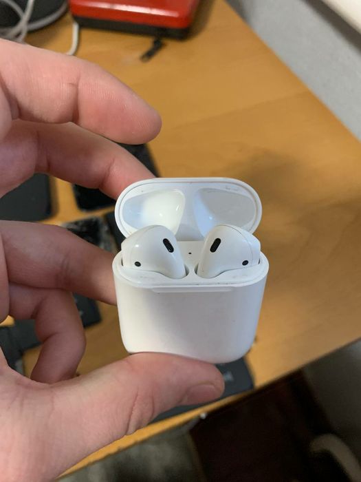 Лот apple акб, плати, airoods, apple watche