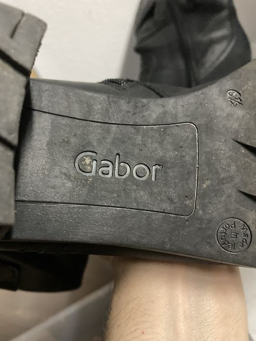 Bota em couro com interior acolchoado, bem quente para o inverno