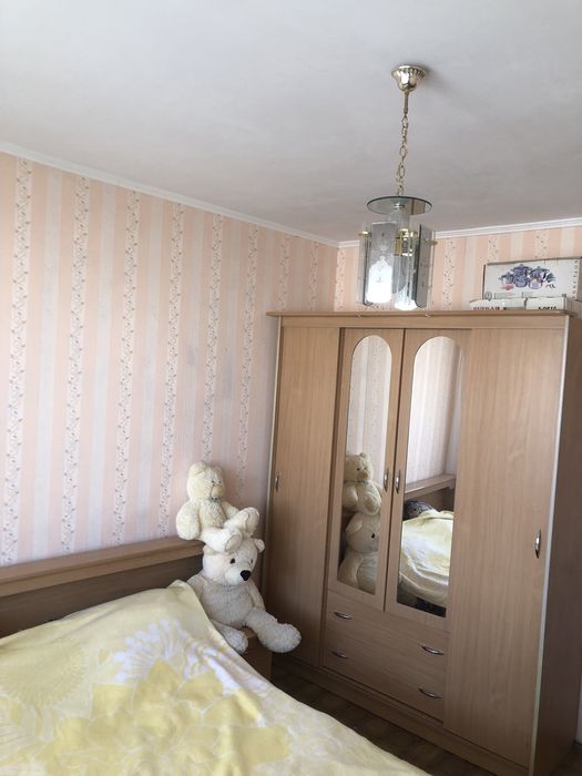 Продам 3 кімнатну квартиру Єськова