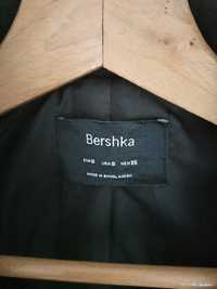Kurtka płaszczyk płaszcz czarny Bershka S 36