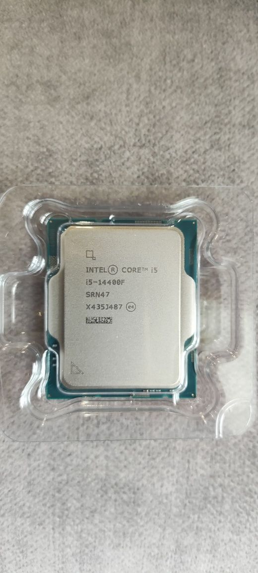 Новий процесор Intel Core i3-12100F / i5-14400F