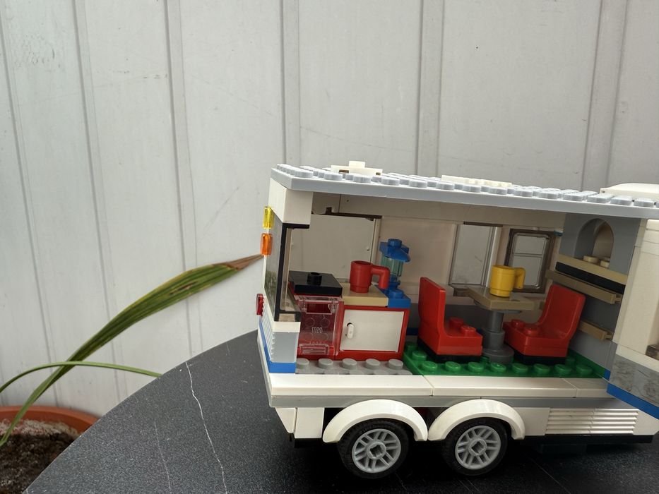 LEGO City Great Vehicles "Дом на колесах" (60182)