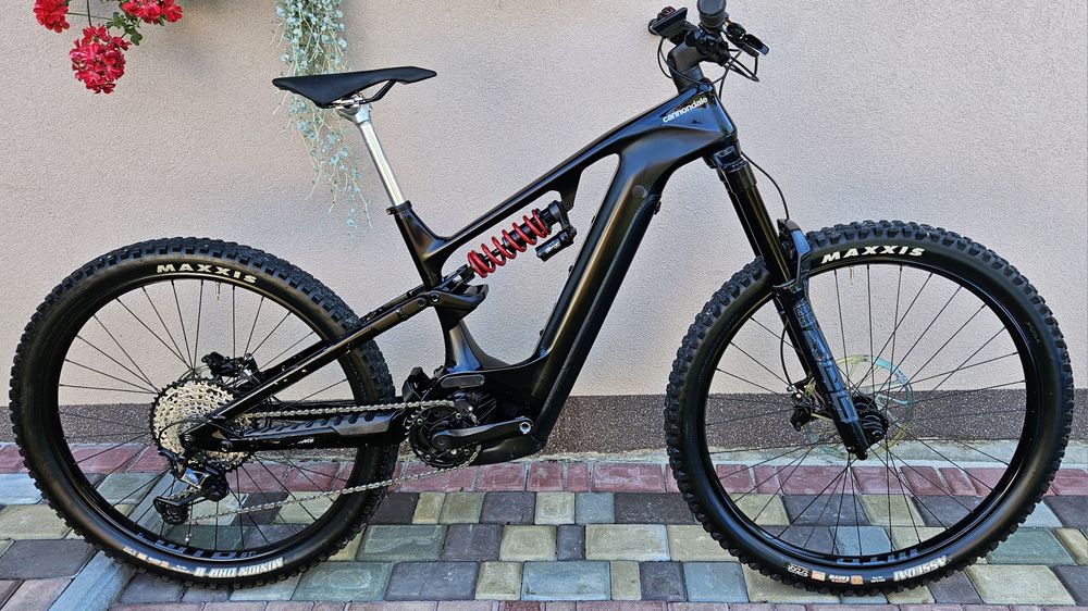 Cannondale Moterra Neo Carbon M 2022р. 27.5-29