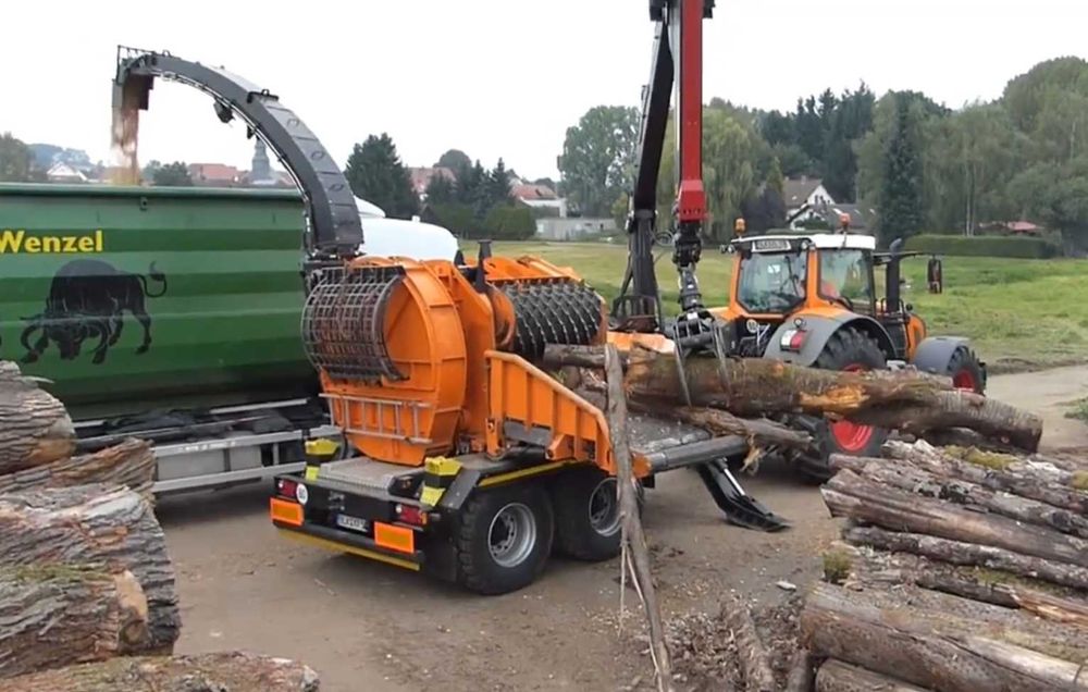 Rębak maszyna do drewna ROZDRABNIACZ chipper | Doppstadt DH 812 | 2018
