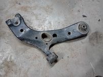 Toyota RAV4 III 06-12 wahacz prawy przód przedni