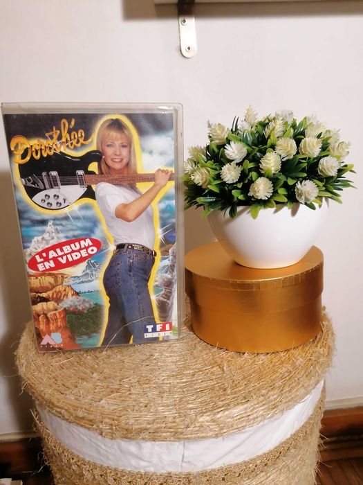 Cassette Vidéo Dorothée