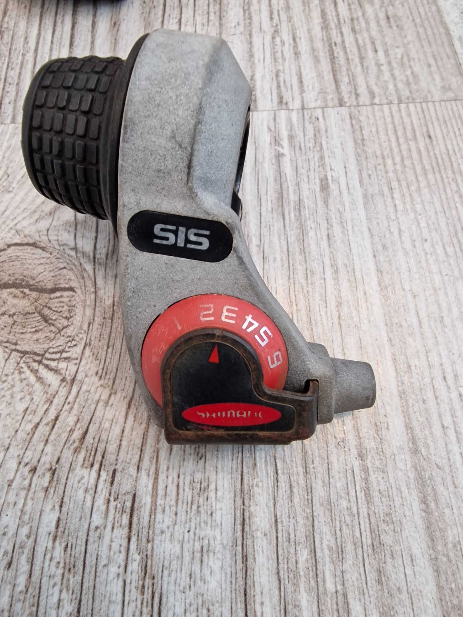 Manetki przerzutki Shimano komplet 3×6