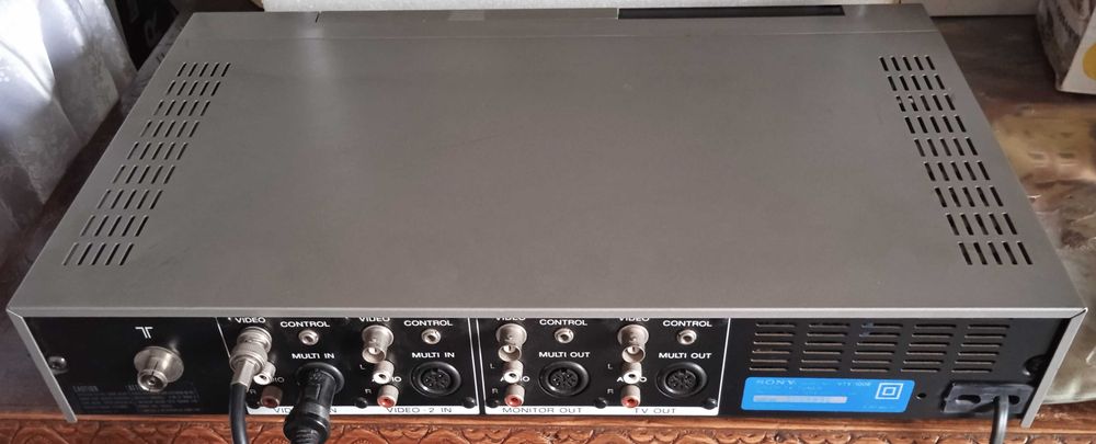 Sony Colour TV Tuner VTX-100EC