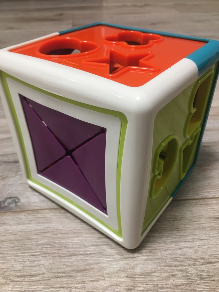 Сортер іграшка куб